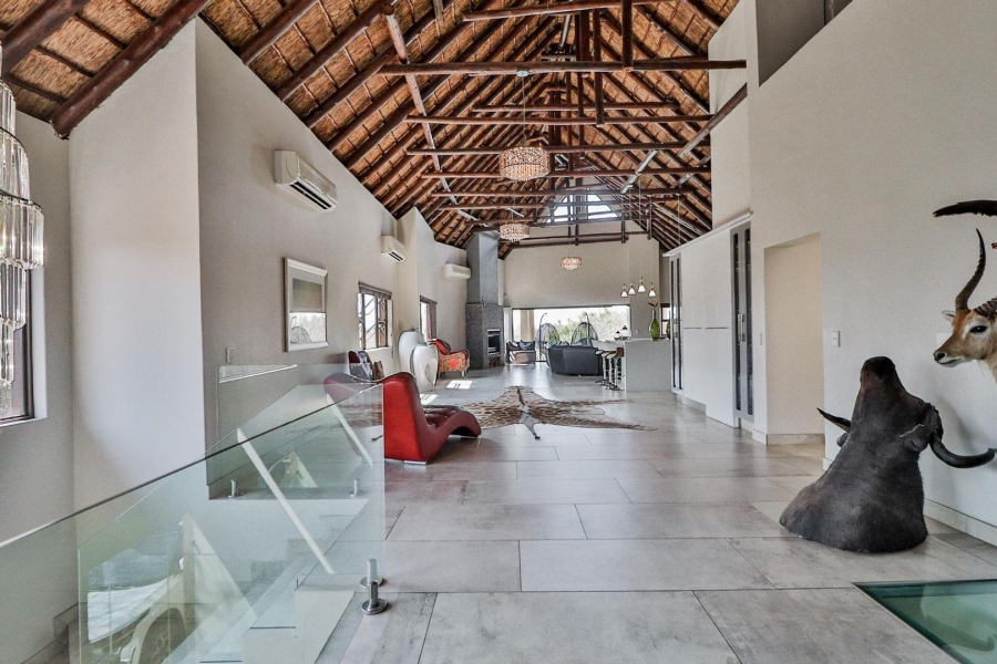 4 Bedroom Property for Sale in Boschenvaal River Front Lodges Free State